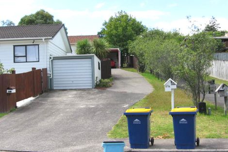 Photo of property in 2/42 Gatman Street, Birkdale, Auckland, 0626