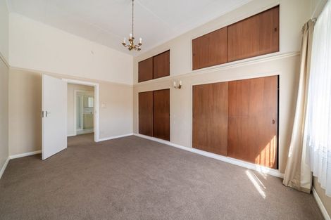 Photo of property in 36 The Parade, Island Bay, Wellington, 6023