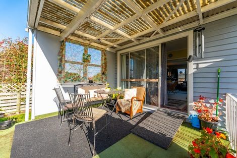 Photo of property in 15 Rugby Street, Waimate, 7924