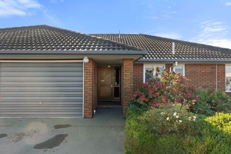 Photo of property in 2/356 Yaldhurst Road, Russley, Christchurch, 8042