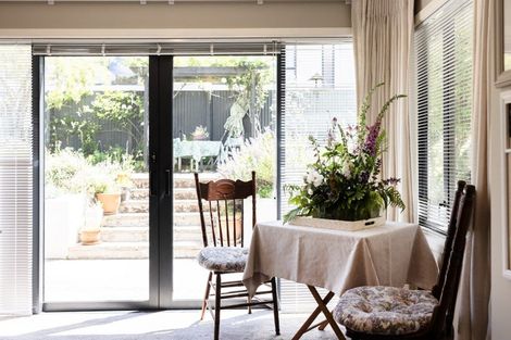 Photo of property in 6 Bruce Street, Roslyn, Dunedin, 9011