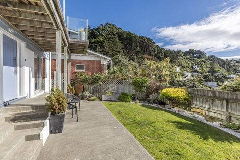 Photo of property in 69 Mantell Street, Seatoun, Wellington, 6022
