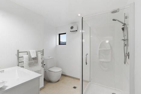 Photo of property in 39 Santa Maria Avenue, Mount Pleasant, Christchurch, 8081