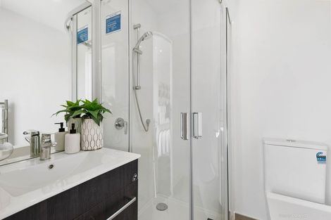 Photo of property in 62u1 Spenmoor Street, Newlands, Wellington, 6037