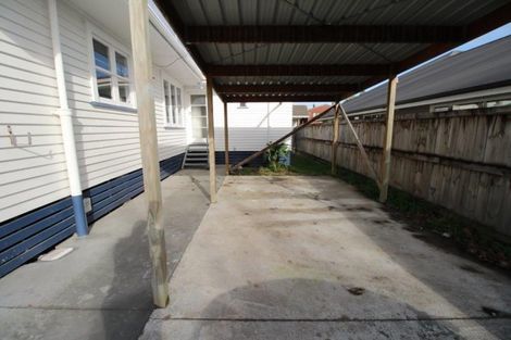 Photo of property in 8 Ohaupo Road, Hamilton Lake, Hamilton, 3204