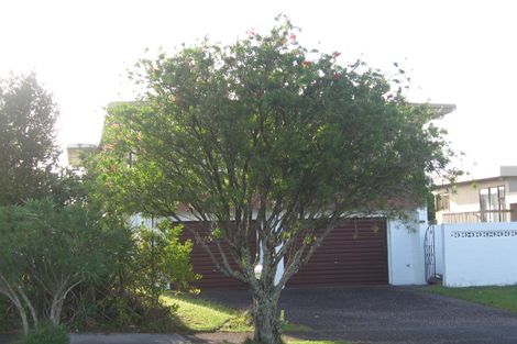 Photo of property in 22 Porritt Avenue, Chatswood, Auckland, 0626