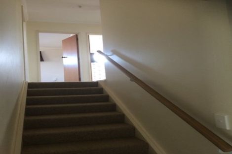 Photo of property in 10 Westhaven Grove, Takaro, Palmerston North, 4412