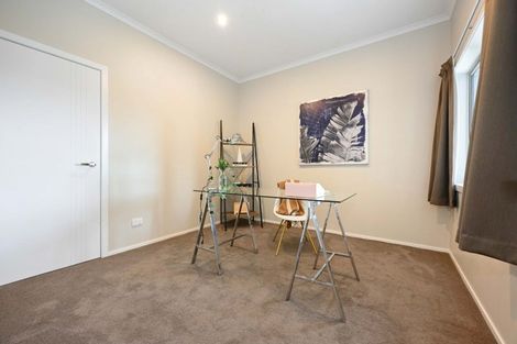 Photo of property in 6 Derbyshire Place, Dinsdale, Hamilton, 3204
