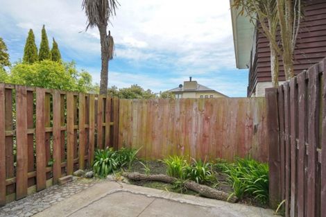 Photo of property in 23 Crofton Road, Harewood, Christchurch, 8051