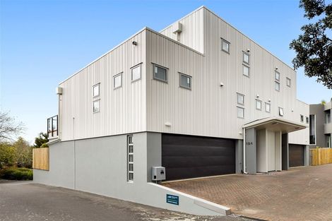 Photo of property in 19a Rostrevor Street, Hamilton Central, Hamilton, 3204
