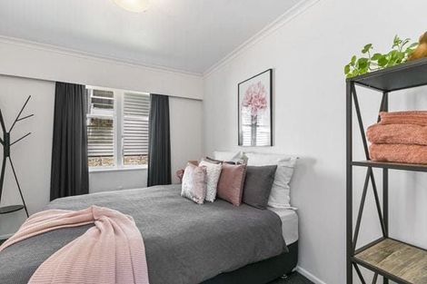 Photo of property in 8 Anthony Street, Tawa, Wellington, 5028