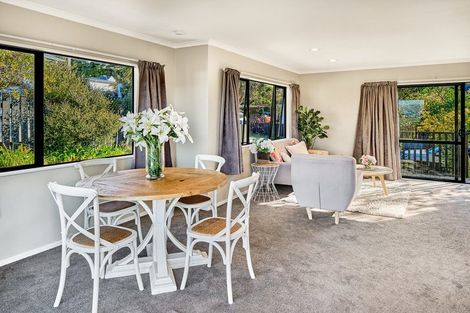 Photo of property in 3 Makora Grove, Paremata, Porirua, 5024