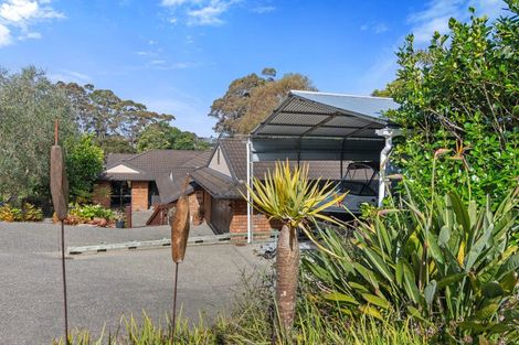 Photo of property in 59a Lonely Road, Fairview Heights, Auckland, 0632