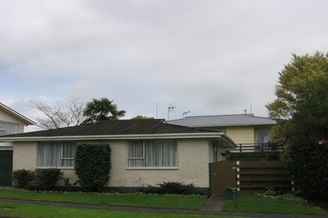 Photo of property in 6 Capri Place, Awapuni, Palmerston North, 4412