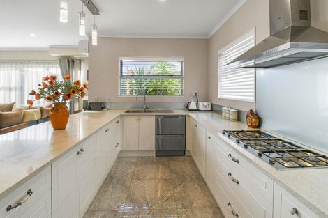 Photo of property in 51 Castlederg Drive, Flat Bush, Auckland, 2019