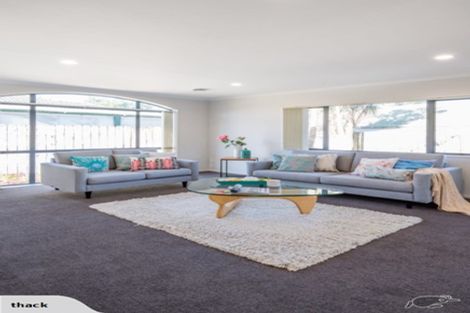 Photo of property in 3 Naul Place, East Tamaki Heights, Auckland, 2016