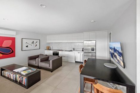 Photo of property in 1f Herbert Street, Hauraki, Auckland, 0622