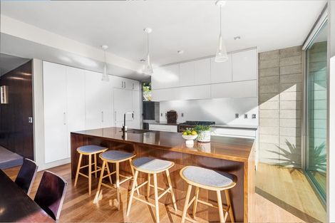Photo of property in 20 Augusta Street, Redcliffs, Christchurch, 8081