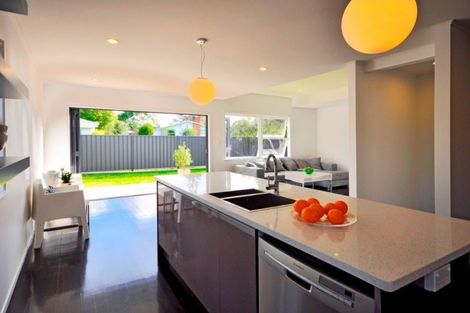 Photo of property in 2/53 Lancaster Road, Beach Haven, Auckland, 0626