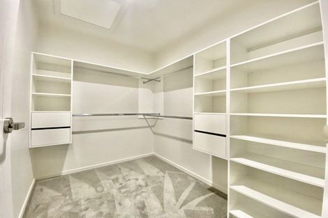 Photo of property in 5 Cloonlyon Drive, Flat Bush, Auckland, 2019