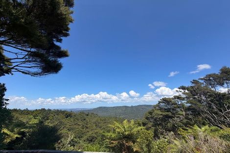 Photo of property in 274 Scenic Drive, Titirangi, Auckland, 0604