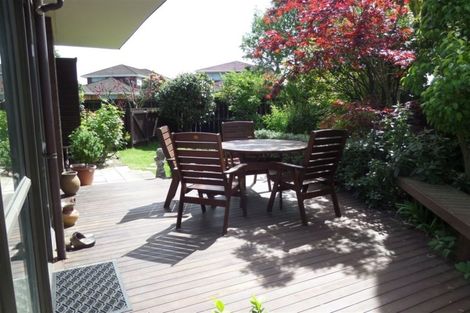 Photo of property in 2/35 Solway Avenue, Ilam, Christchurch, 8041