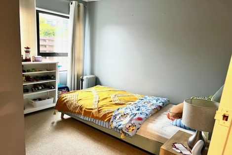 Photo of property in 5 Kokako Place, Taradale, Napier, 4112