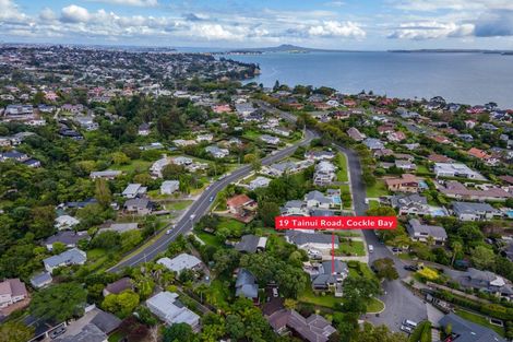Photo of property in 19 Tainui Road, Cockle Bay, Auckland, 2014