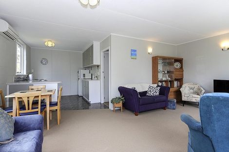 Photo of property in 138 Welcome Bay Road, Welcome Bay, Tauranga, 3112