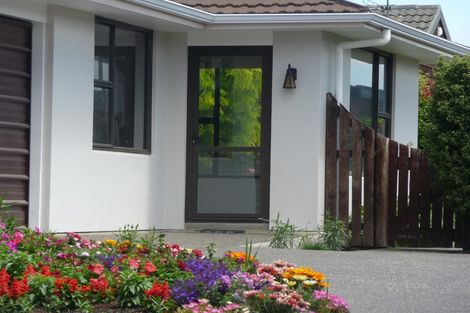 Photo of property in 35 Chipping Lane, Redwood, Christchurch, 8051