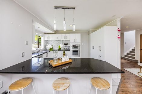 Photo of property in 6 Majesty Place, Half Moon Bay, Auckland, 2012