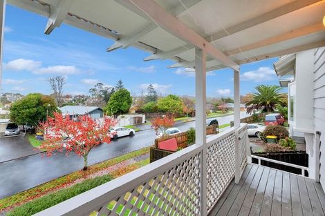 Photo of property in 55 Chislehurst Street, Henderson, Auckland, 0612