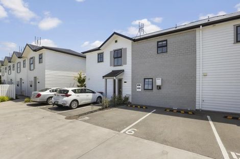 Photo of property in 135u3 Silverdale Road, Hillcrest, Hamilton, 3216