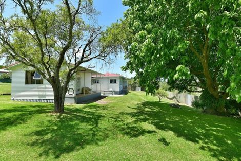 Photo of property in 35 Kowhai Street, Helensville, 0800