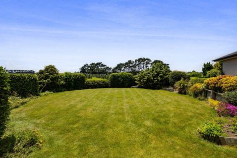 Photo of property in 3 Larlin Heights, Hawera, 4675