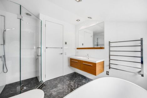 Photo of property in 28b Bluefin Way, West Harbour, Auckland, 0618