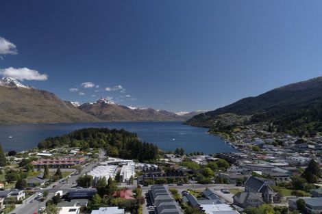 Photo of property in 8 Kent Street, Queenstown, 9300