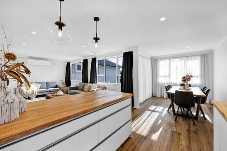 Photo of property in 178 South Road, Hawera, 4610