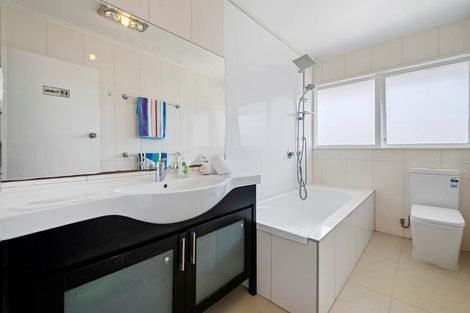 Photo of property in 20 Colum Place, Bucklands Beach, Auckland, 2014