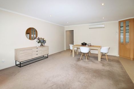 Photo of property in 28 Deller Drive, Carterton, 5713