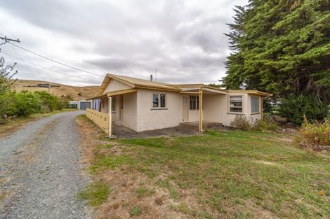 Photo of property in 15 Keppel Street, Porangahau, 4291