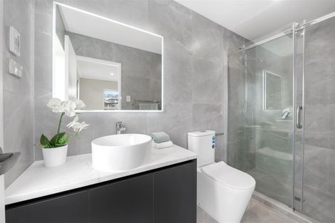 Photo of property in 15 Drumconnell Drive, Flat Bush, Auckland, 2019