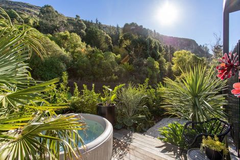 Photo of property in 10 Finnsarby Place, Sumner, Christchurch, 8081