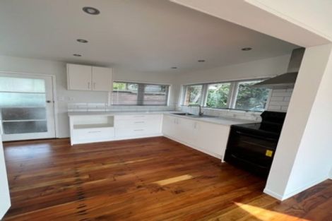 Photo of property in 2/180 Archers Road, Glenfield, Auckland, 0629