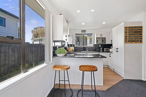 Photo of property in 295a Weymouth Road, Weymouth, Auckland, 2103