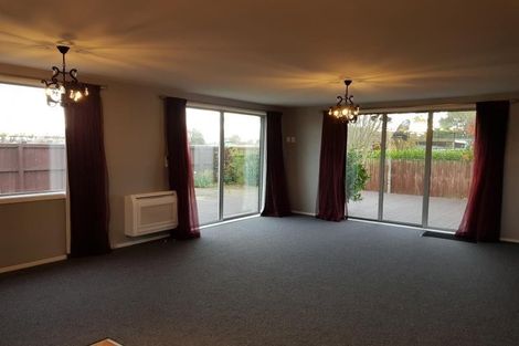 Photo of property in 2/275 Hendersons Road, Hoon Hay, Christchurch, 8025