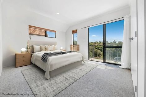 Photo of property in 2/27 Kellaway Drive, East Tamaki, Auckland, 2013