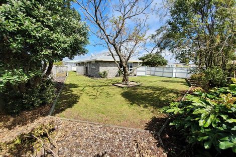 Photo of property in 24 Rangiatea Street, Paraparaumu Beach, Paraparaumu, 5032