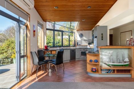 Photo of property in 22 Ewing Grove, Acacia Bay, Taupo, 3330