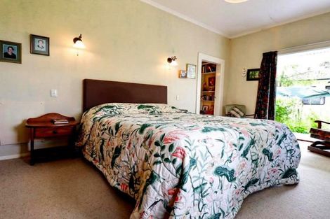 Photo of property in 16 Hunter Street, Dannevirke, 4930